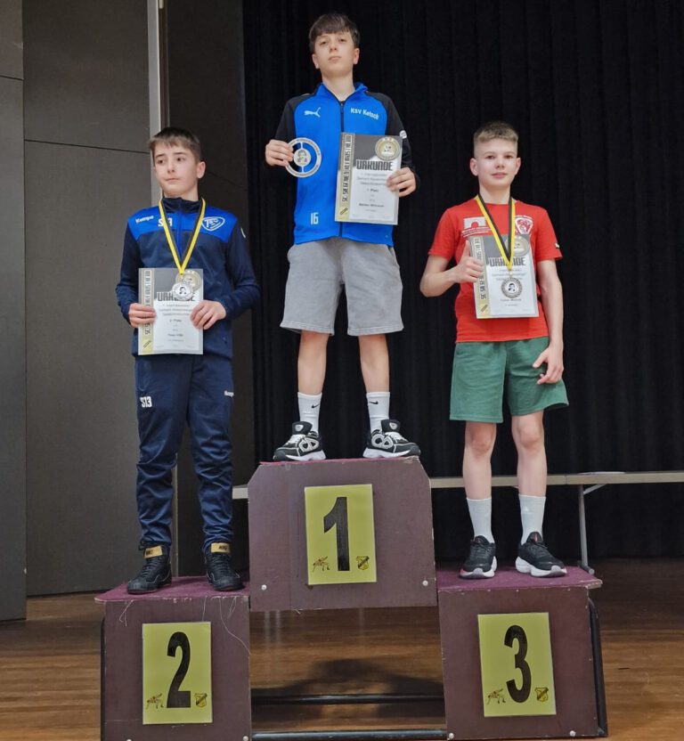 Mehr über den Artikel erfahren Marlon Willnauer gewinnt Gold beim ersten Gerhard-Weisenberger-Gedächtnisturnier in Kleinostheim