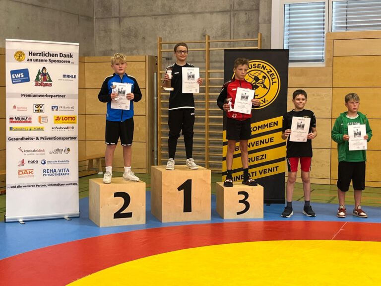 Mehr über den Artikel erfahren Silber für Simon Fellner beim 18. Internationalen Hohe Möhr Cup