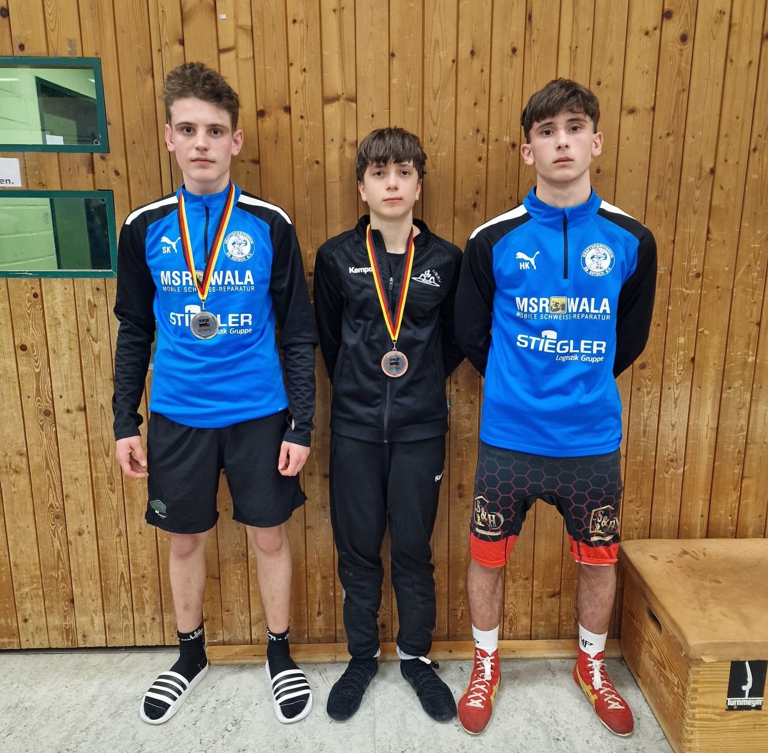 Du betrachtest gerade Silber und Bronze für KSV-Nachwuchs beim Sichtungsturnier des Deutschen Ringerbunds